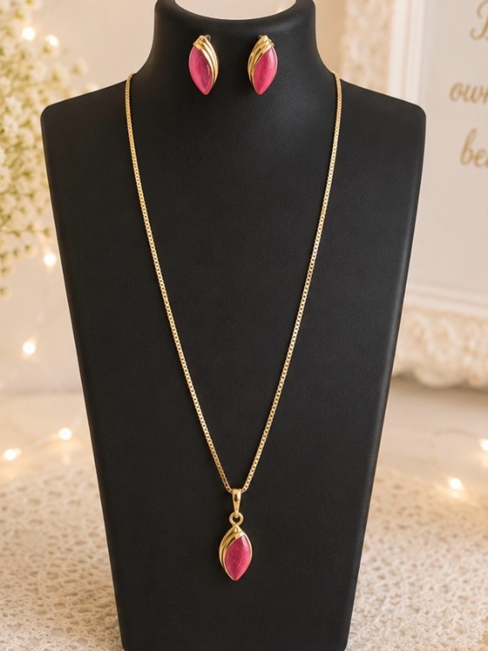 Pink Stone Pendant Necklace and Stud Earrings Set - Gold Tone Hardware-NWOT